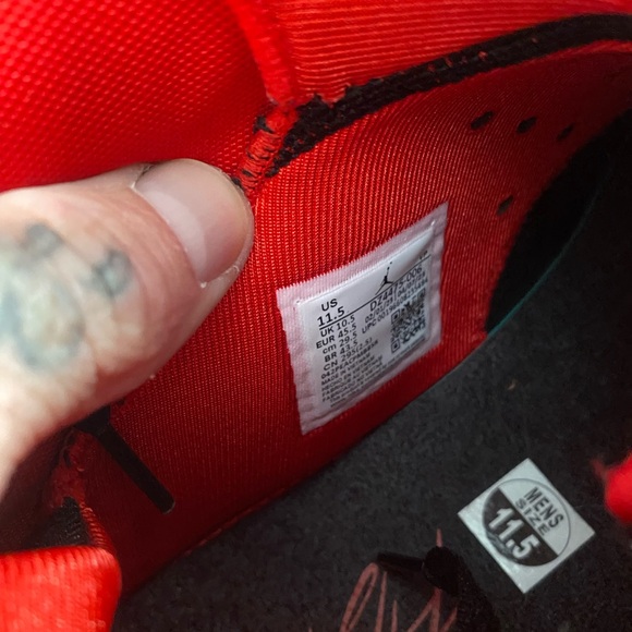 Jordan MVP ‘Raptors’ - Picture 9 of 9